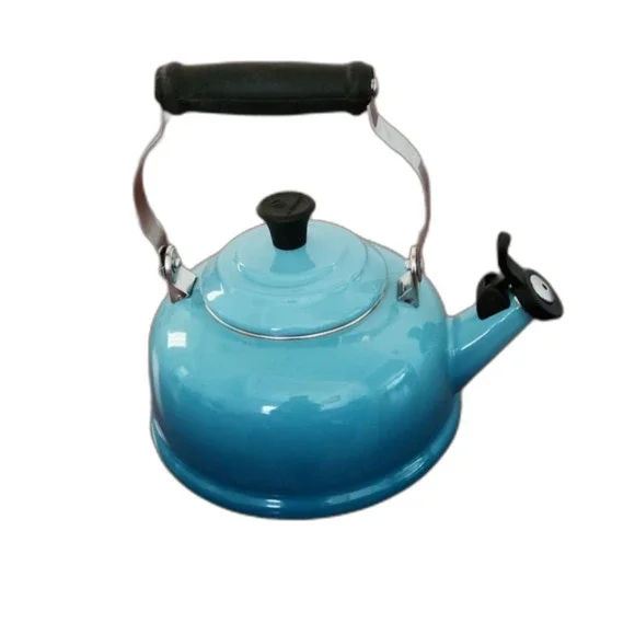 Le Creuset Classic Whistling Kettle, Carribean